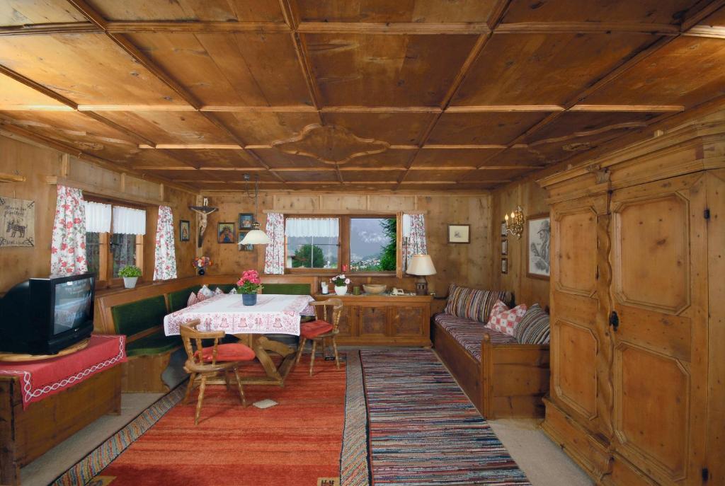 Ferienhaeuser Reither Almen Reith im Alpbachtal Room photo